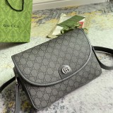 Gucci Classic Logo Printed Flip Cover Postman Bag Single Shoulder Crossbody Bag Size: 27x20x7CM