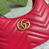 Gucci Marmont Retro Logo Embroidered Shoulder Bag Chain Bag Size: 21.5x11x8CM