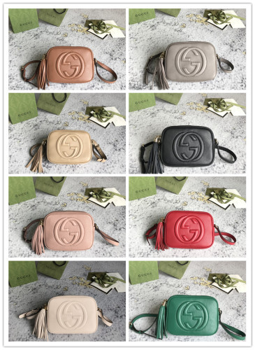 Gucci Classic Embossed GG Camera Bag Crossbody Bag Size: 21x15x7 CM
