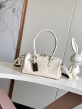Louis Vuitton Fashion Sheepskin Handbag Crossbody Bag Size: 28x17x12CM