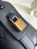 Louis Vuitton Simple Logo Embossed Lock Bucket Bag Shoulder Bag Size: 18x12x16CM
