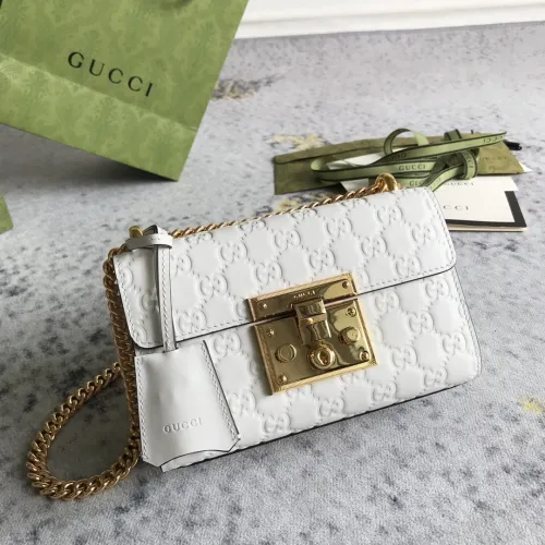 Gucci Classic Padlock Flip Shoulder Bag Chain Bag Size: 20x12.5x8CM