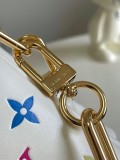 Louis Vuitton Classic Logo Printed Lock Chain Handbag Crossbody Bag Size: 20x12x26CM