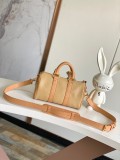 Louis Vuitton Keepall Bandouli è re 25 Handbag Crossbody Bag Size: 15 x11x25CM