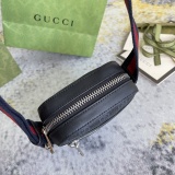 Gucci Classic Logo Striped Ribbon Postman Bag Crossbody Bag Size: 14.5x18x6CM