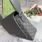 Gucci Classic Logo Flip Leather Postman Bag Single Shoulder Crossbody Bag Size: 28x22x8CM