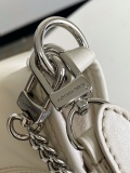 Louis Vuitton Classic CarryAll Cargo Oil Wax Calf Zipper Bag Crossbody Bag Size: 33.5 x 23 x 15CM