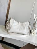 Louis Vuitton Classic CarryAll Cargo Oil Wax Calf Zipper Bag Crossbody Bag Size: 33.5 x 23 x 15CM