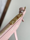 Louis Vuitton Simple Logo Embossed Lock Bucket Bag Shoulder Bag Size: 18x12x16CM