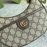 Gucci Classic Double G Retro Chain Bag Shoulder Cross Bag Size: 20x14.5x4CM