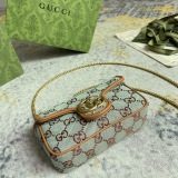 Gucci Double G Flip Slant Cross Bag Chain Bag Size: 16.5x9.5x4.5CM