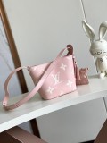 Louis Vuitton Simple Logo Embossed Lock Bucket Bag Shoulder Bag Size: 18x12x16CM