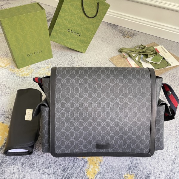 Gucci Classic Full Logo Striped Ribbon Postman Bag Single Shoulder Crossbody Bag Size: 44x28x14CM