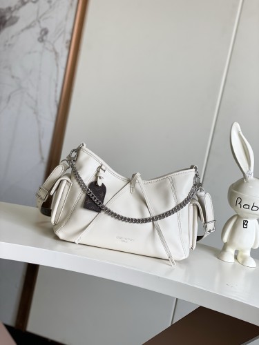 Louis Vuitton Classic CarryAll Cargo Oil Wax Calf Zipper Bag Crossbody Bag Size: 33.5 x 23 x 15CM