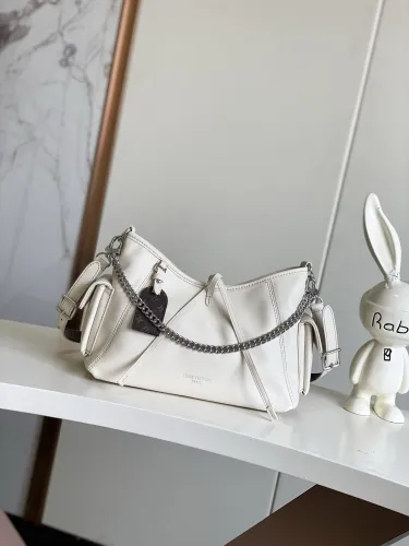 Louis Vuitton Classic CarryAll Cargo Oil Wax Calf Zipper Bag Crossbody Bag Size: 33.5 x 23 x 15CM