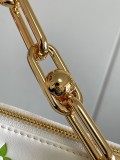 Louis Vuitton Classic Logo Printed Lock Chain Handbag Crossbody Bag Size: 20x12x26CM
