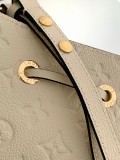 Logo Embossed Drawstring Cowhide Bucket Bag Single Shoulder Crossbody Bag Size: 26x26x17.5CM