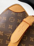Louis Vuitton Fashion Retro Logo Shoulder Bag