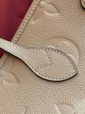 Louis Vuitton Classic Logo Embossed Tote Bag Shopping Bag Size: 32x29x17CM