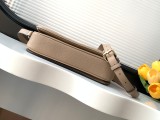 Louis Vuitton Pochette Metis Logo Embossed Lock Postman Bag Single Shoulder Crossbody Bag Size: 25x19x7CM