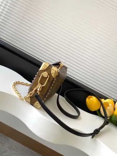 Louis Vuitton Classic Logo Lock Slim Trunk Handbag Chain Crossbody Bag Size: 23x12x4cm