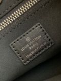 Louis Vuitton CarryAll BB Handheld Sheepskin Chain Bag Size: 17x10x26CM