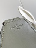 Louis Vuitton Fashion Green Gradient Chest Bag Slingbag Size: 20x31x10CM