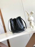 Louis Vuitton Lazy Logo Embossed Sheepskin Drawstring Bucket Bag Crossbody Bag Size: 27x8x23CM