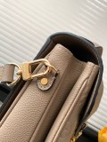 Louis Vuitton Pochette Metis Logo Embossed Lock Postman Bag Single Shoulder Crossbody Bag Size: 25x19x7CM