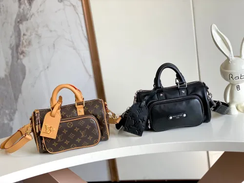 Louis Vuitton Keepall Bandoulière 25 Shoulder Bag Size: 25x15x11CM