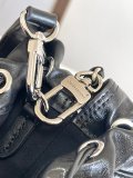 Louis Vuitton Lazy Logo Embossed Sheepskin Drawstring Bucket Bag Crossbody Bag Size: 27x8x23CM