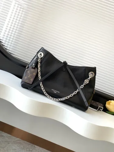 Louis Vuitton CarryAll BB Handheld Sheepskin Chain Bag Size: 17x10x26CM