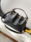 Louis Vuitton Classic Logo Embossed Bundle Shoulder Bag Size: 28x20x11.5CM