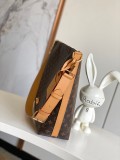 Louis Vuitton Simple Vagabond Hobo Bead Chain Leather Shoulder Cross Bag Size: 48x36x12CM
