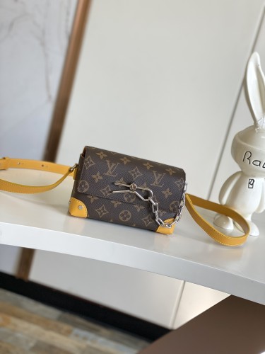Louis Vuitton Steamer Mini Chain Shoulder Bag Size: 18x11x6.5CM