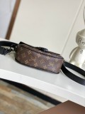 Louis Vuitton Mini Montsouris Flip up Postman Bag Crossbody Bag Size: 20x17x7CM