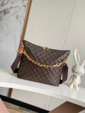 Louis Vuitton Classic Logo Embossed Stray Bag Chain Strap Bag Crossbody Bag Size: 38x33x10CM