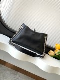 Louis Vuitton CarryAll BB Handheld Sheepskin Chain Bag Size: 17x10x26CM