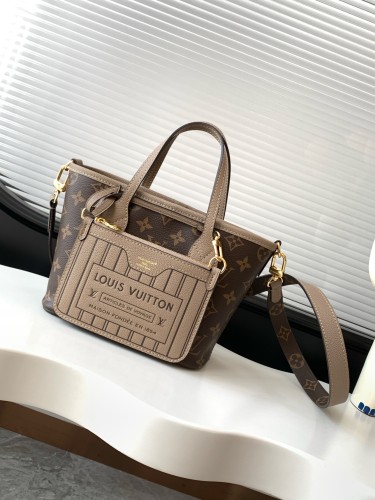 Louis Vuitton Fashion Neverfull Bandouli è re Inside Out Tote Bag Size: 14x9x24CM