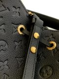 Logo Embossed Drawstring Cowhide Bucket Bag Single Shoulder Crossbody Bag Size: 26x26x17.5CM