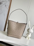 Louis Vuitton Fashion Flore Letter Printed Handheld Shoulder Bag Size: 28x27x10CM