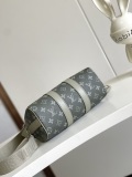 Louis Vuitton Keepall 25 Pillow Bag, Handheld Single Shoulder Crossbody Bag Size: 25x15x11CM