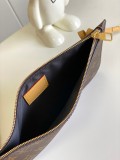 Louis Vuitton Shopper Lafite Grass Handbag Size: 44x32x17CM
