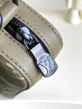 Louis Vuitton Classic Logo Printed 3-Piece Postman Bag Size: 25x18.5x7CM