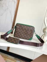 Louis Vuitton Classic Logo Printed 3-Piece Postman Bag Size: 25x18.5x7CM