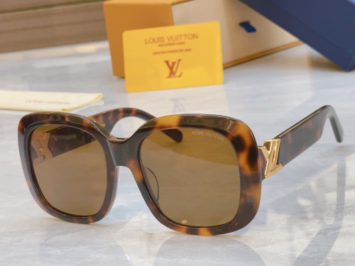 Louis Vuitton New Fashion Box Sunglasses Size: 55-19-140
