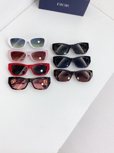 Dior New Fashion Sunglasses Size: 56-19-135
