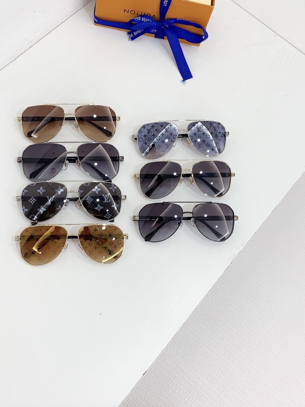 Louis Vuitton New Fashion Sunglasses Size: 61-14-142
