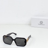 Versace New Fashion Sunglasses Size: 66-9-145