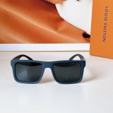 Louis Vuitton New Fashion Square Frame Sunglasses Size: 54-19-143